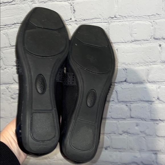 Anne Klein Black Mary Jane Women's Flats with Sparkly Strap sz6 - Picture 6 of 8